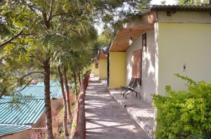 Astraal Resorts And Spa Rishīkesh Oda fotoğraf